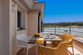 Отель Seafront apartment Gaby  Медулин